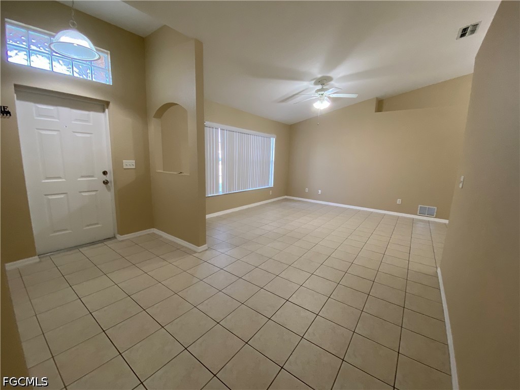 2251 SW 4th Street Cape Coral FL 33991 2026023625 image2