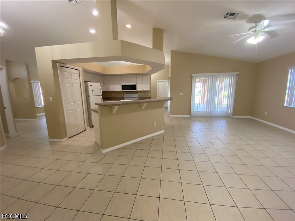 2251 SW 4th Street Cape Coral FL 33991 2026023625 image5