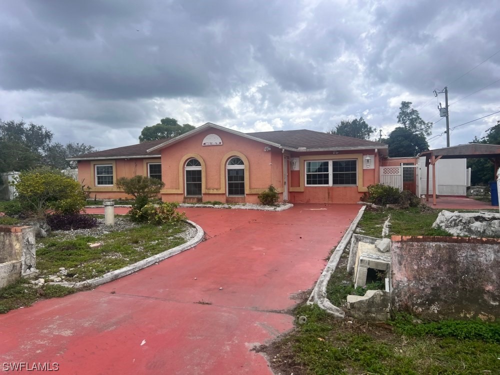 2252 10th Court Lehigh Acres FL 33936 223084402 image1