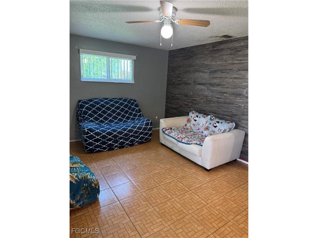 2252 11th Court Lehigh Acres FL 33936 2025006653 image3