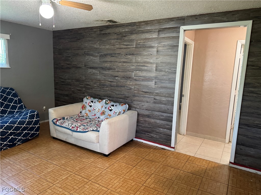 2252 11th Court Lehigh Acres FL 33936 2025006653 image4