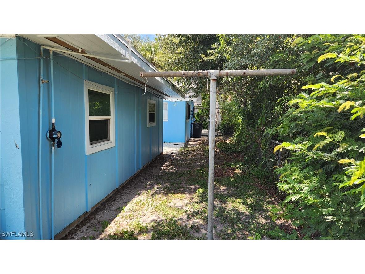 2252 / 2254 Maple Avenue Fort Myers FL 33901 225065931 image10