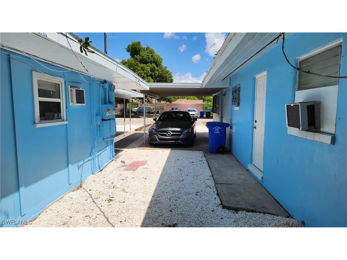 2252 / 2254 Maple Avenue Fort Myers FL 33901 225065931 image11