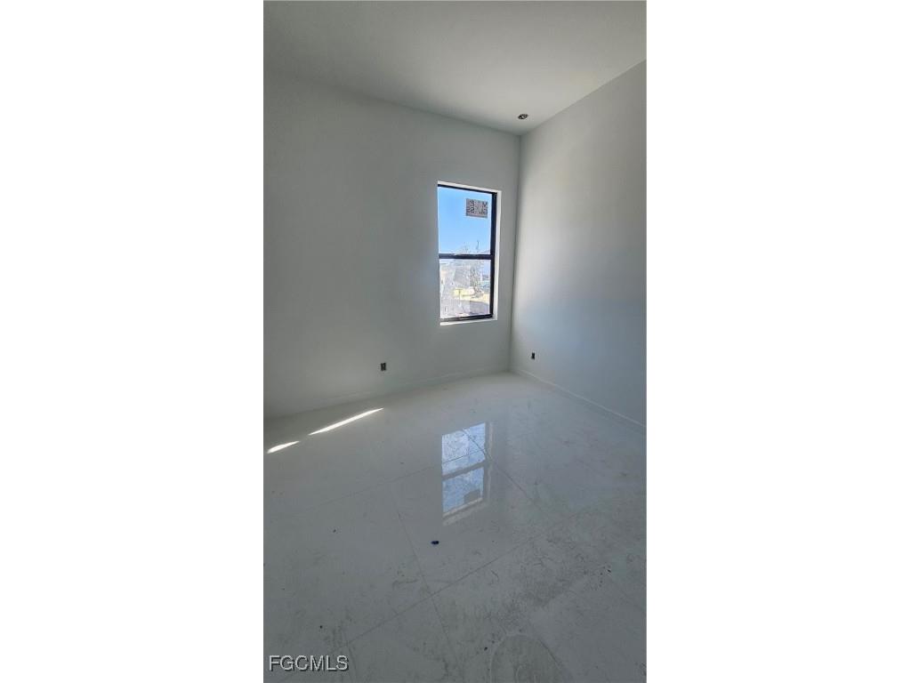 2252 NW 15th Terrace Cape Coral FL 33993 2026002153 image5