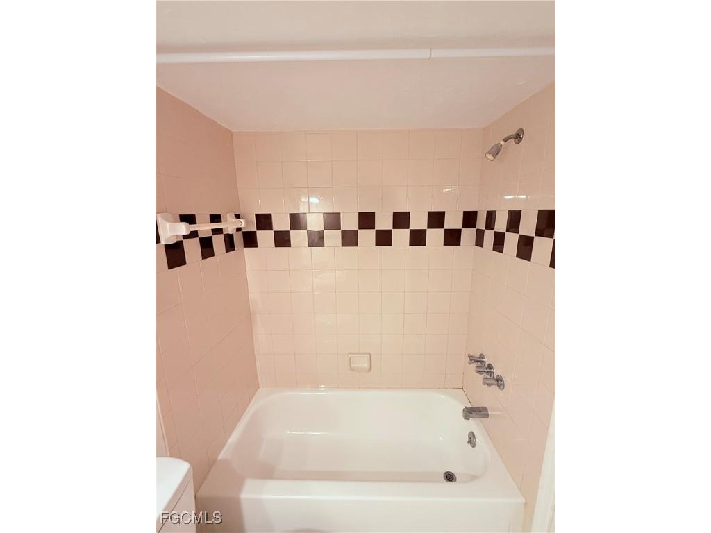 22523 Westchester Boulevard #104A Punta Gorda FL 33980 2025009732 image16