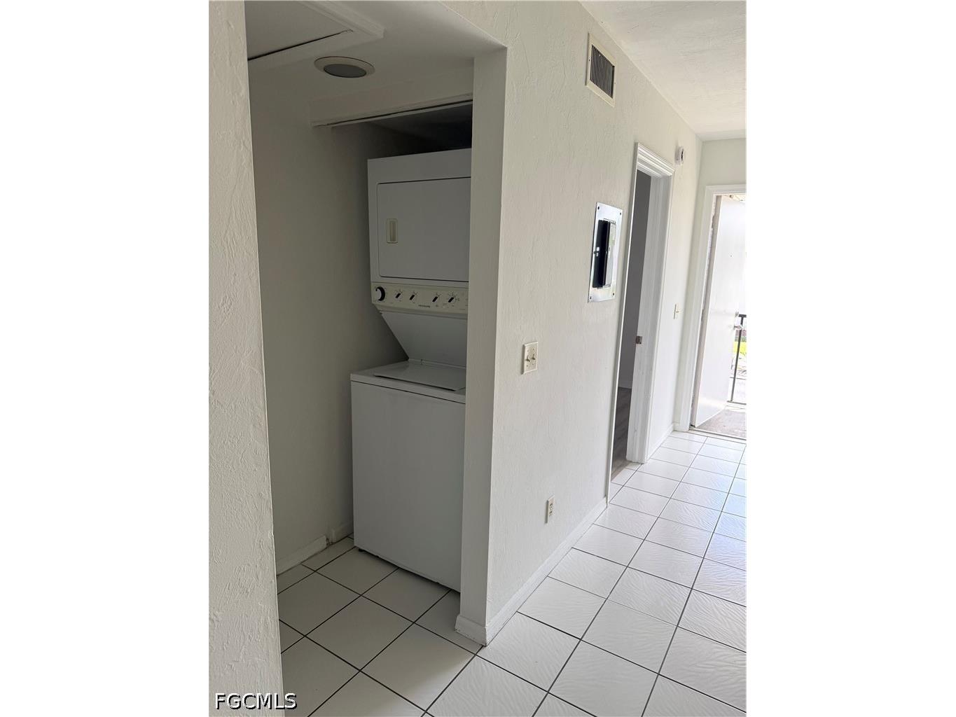 22523 Westchester Boulevard #A201 Port Charlotte FL 33980 2026017338 image3