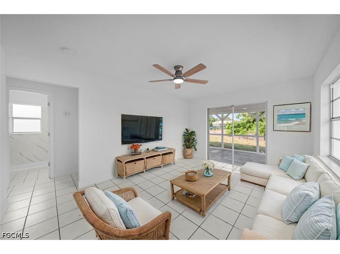 2253 10th Court Lehigh Acres FL 33936 2026020257 image2