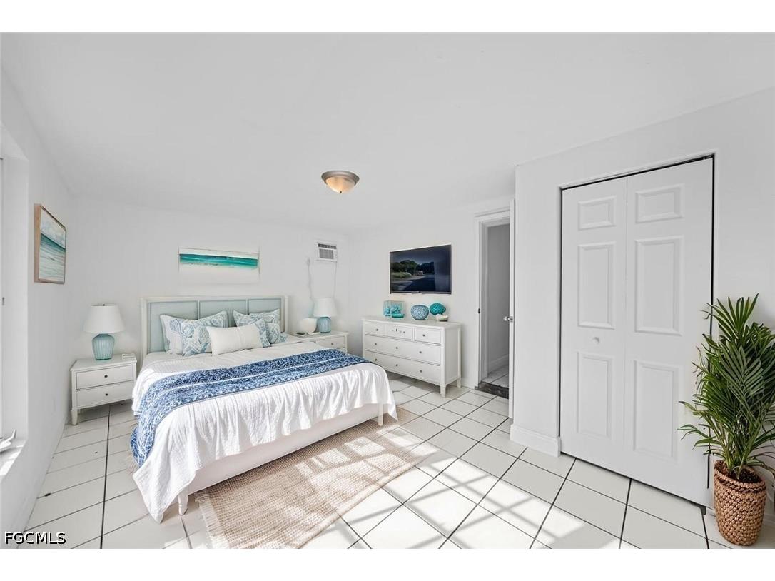 2253 10th Court Lehigh Acres FL 33936 2026020257 image4