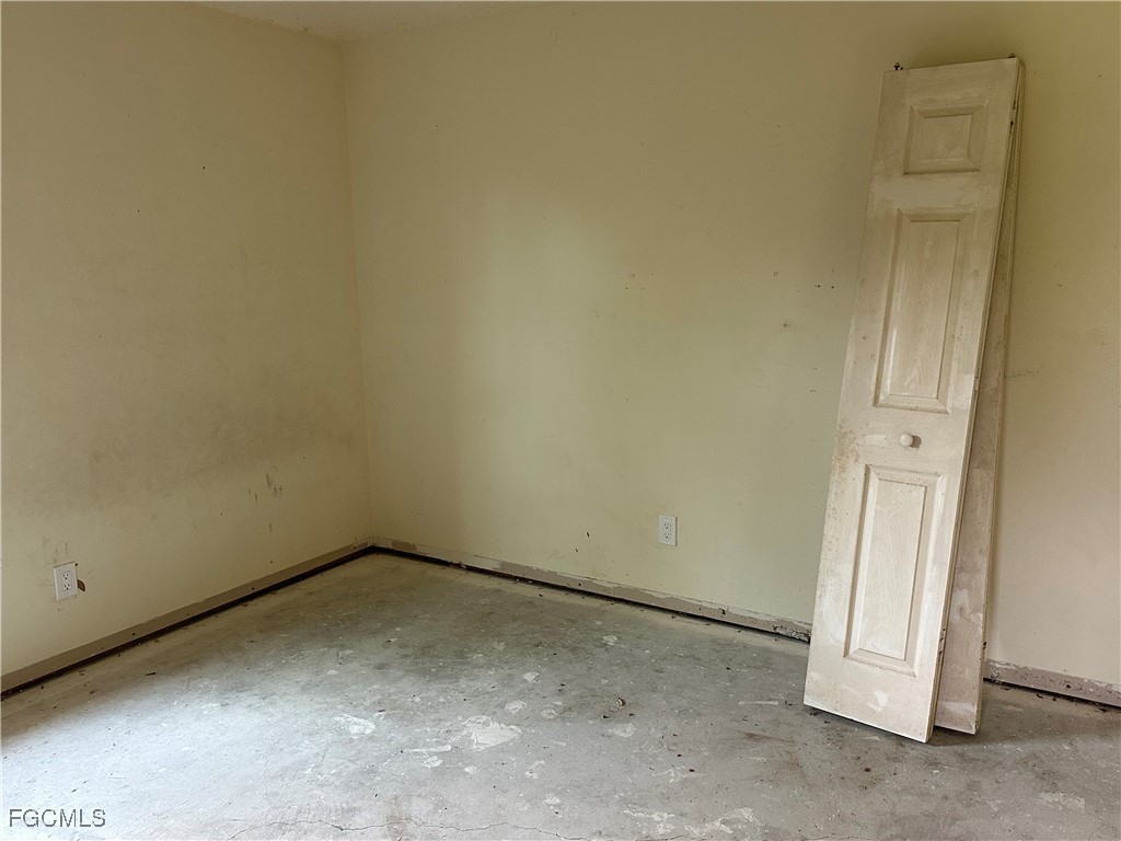 2254 Crystal Drive Fort Myers FL 33907 2025000660 image7