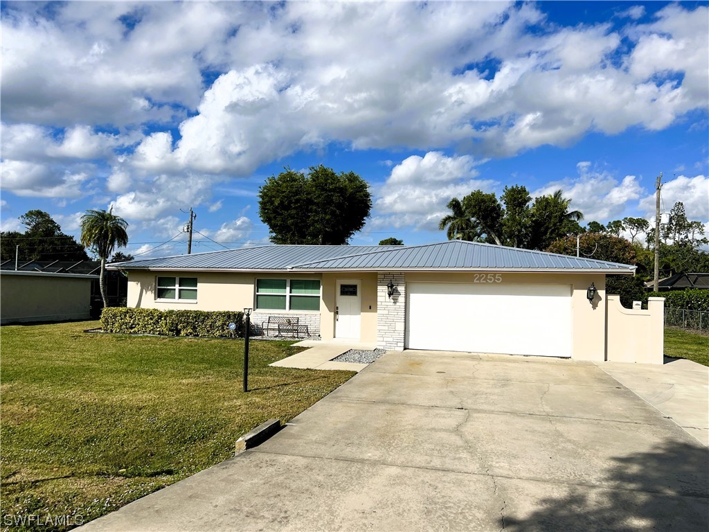 2255 Ephraim Avenue Fort Myers FL 33907 224001915 image1