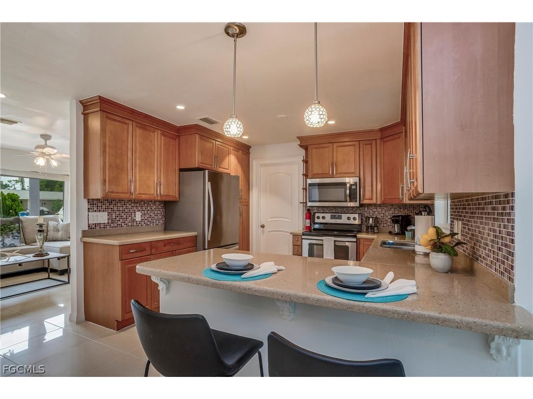 2255 Gorham Avenue Fort Myers FL 33907 2026010505 image7