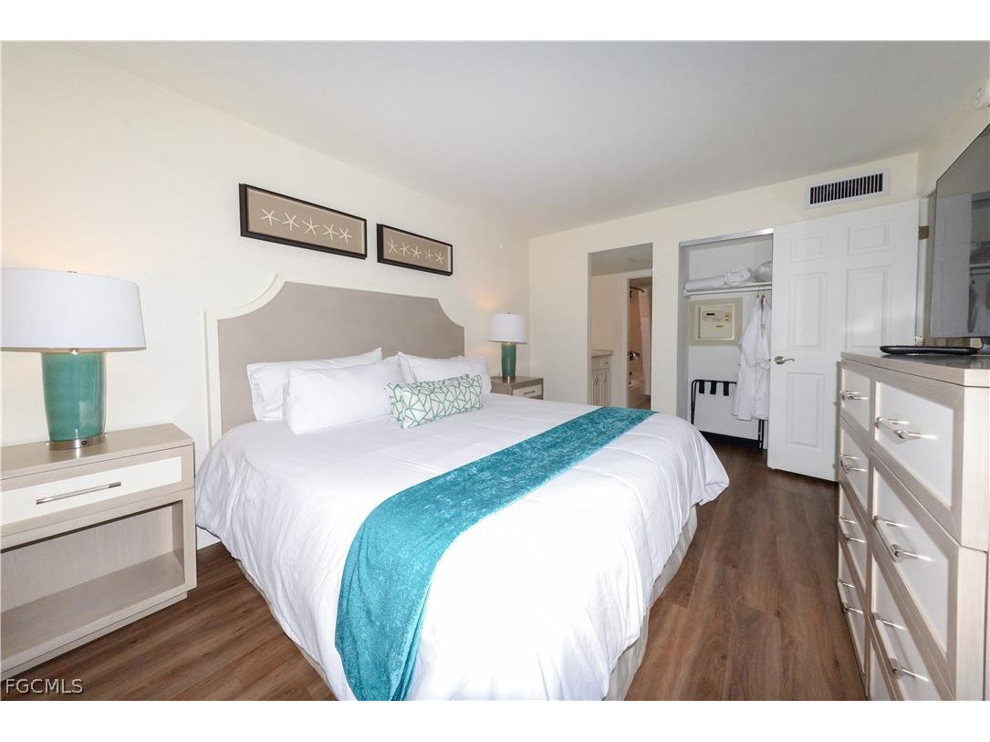2255 W Gulf Drive #121 Sanibel FL 33957 2026005141 image10