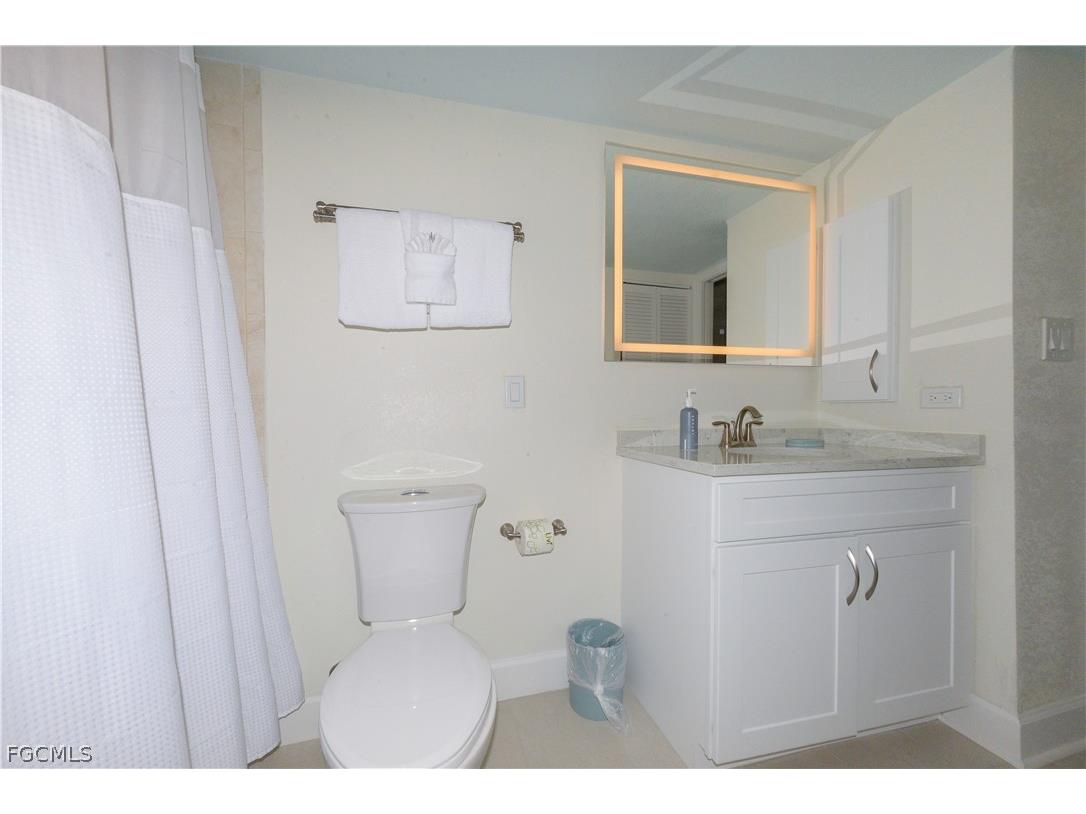 2255 W Gulf Drive #121 Sanibel FL 33957 2026005141 image14