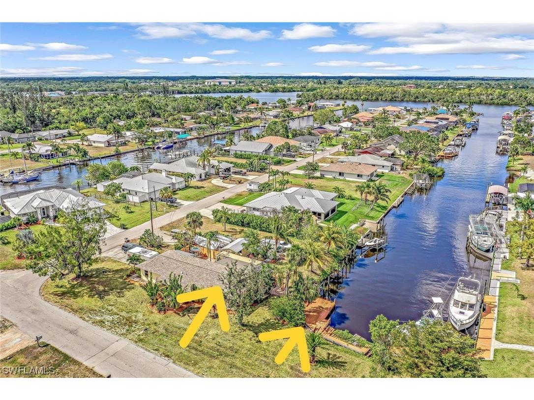 2256 Havana Avenue Fort Myers FL 33905 223023001 image1