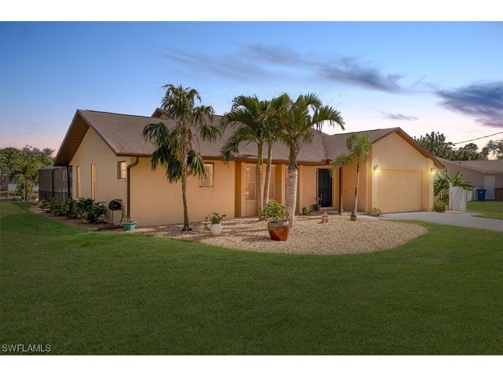 2256 Isle Of Pines Avenue Fort Myers FL 33905 223068248 image1