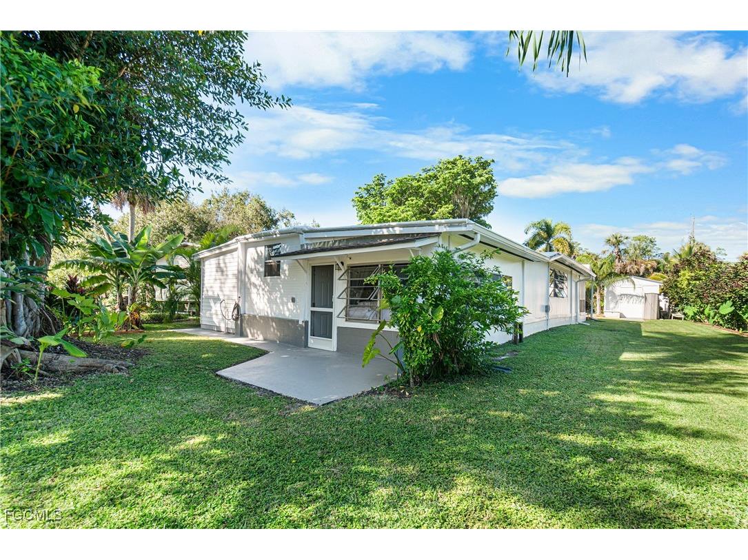 2256 Marina Park Drive Fort Myers FL 33905 2025017786 image12