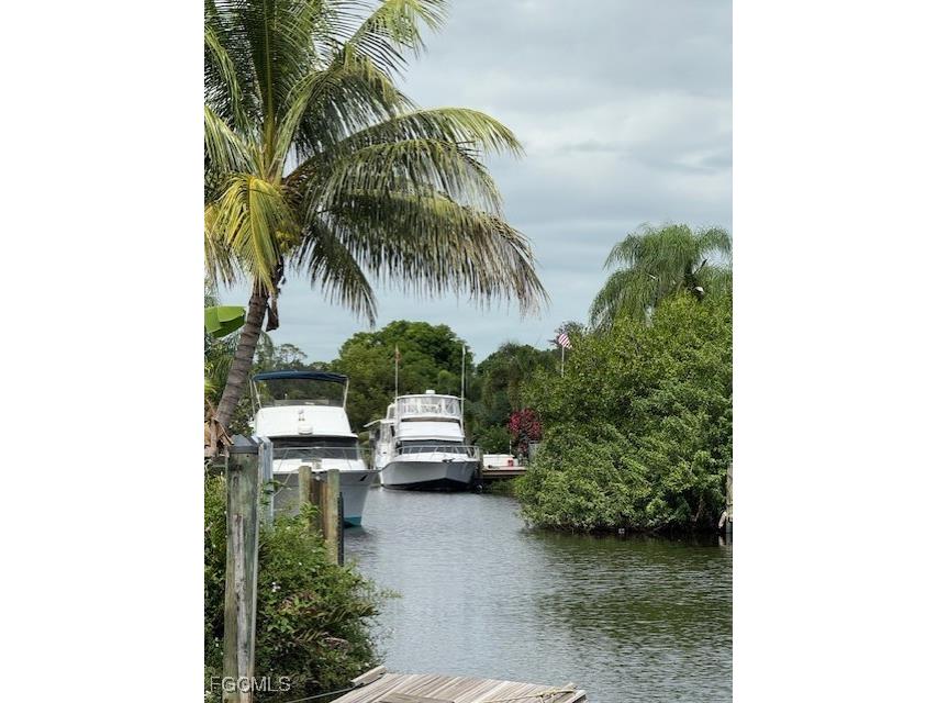 2256 Marina Park Drive Fort Myers FL 33905 2025017786 image2