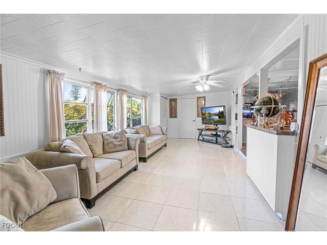 2256 Marina Park Drive Fort Myers FL 33905 2025017786 image27