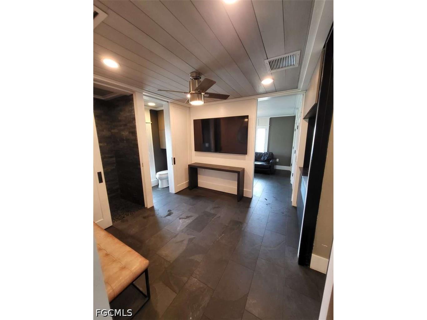 2257 Regal Way Naples FL 34110 2026029533 image11