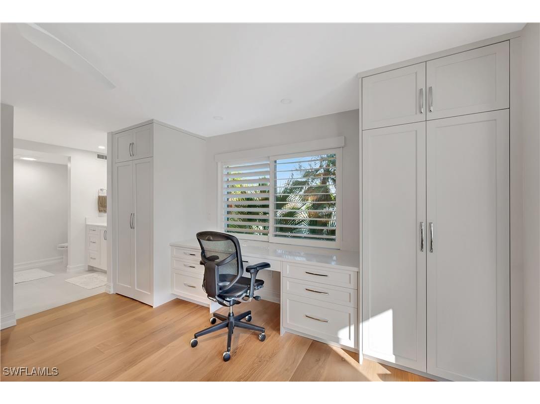 2258 Gulf Shore Boulevard N #O1 Naples FL 34102 225083797 image17