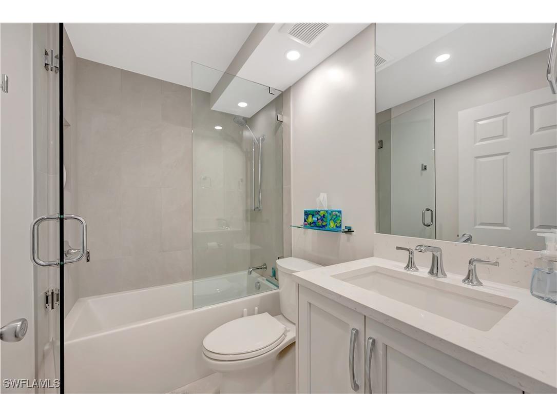 2258 Gulf Shore Boulevard N #O1 Naples FL 34102 225083797 image24