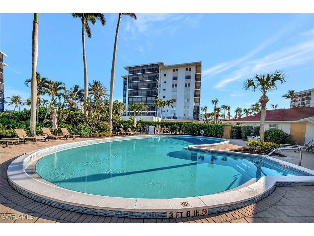 2258 Gulf Shore Boulevard N #O1 Naples FL 34102 225083797 image32