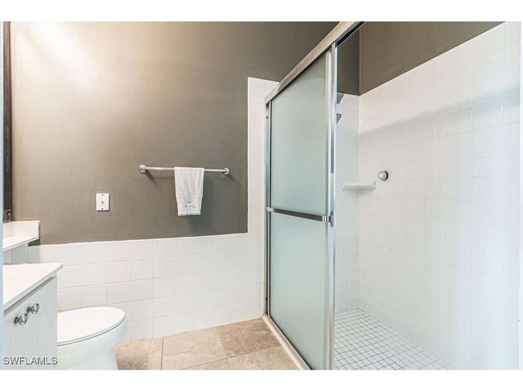 2258 Heydon Circle W Naples FL 34120 225084864 image13