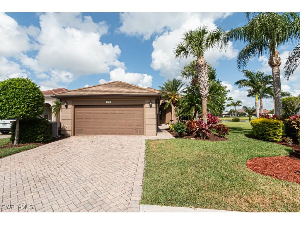 2258 Heydon Circle W Naples FL 34120 225084864 image2