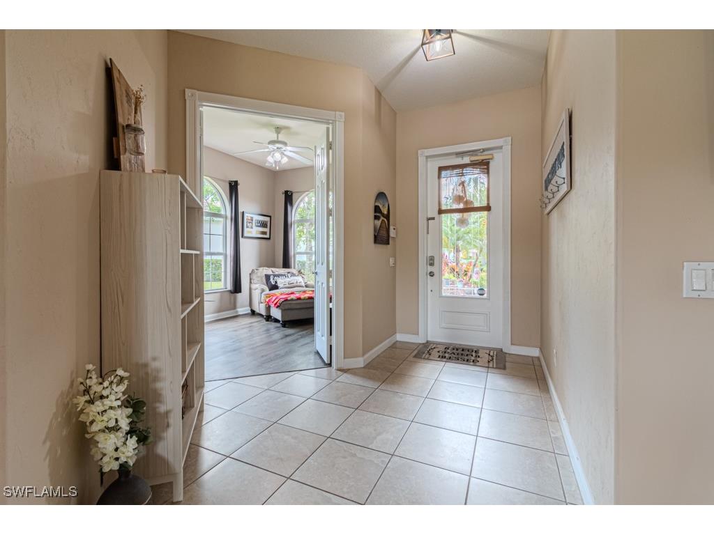 2258 Heydon Circle W Naples FL 34120 225084864 image3