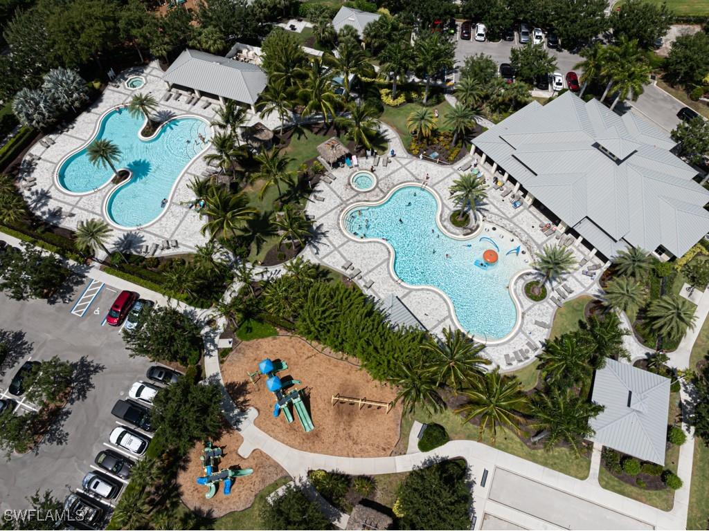 2258 Heydon Circle W Naples FL 34120 225084864 image32