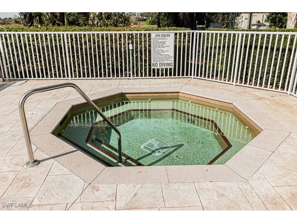 2258 Heydon Circle W Naples FL 34120 225084864 image37