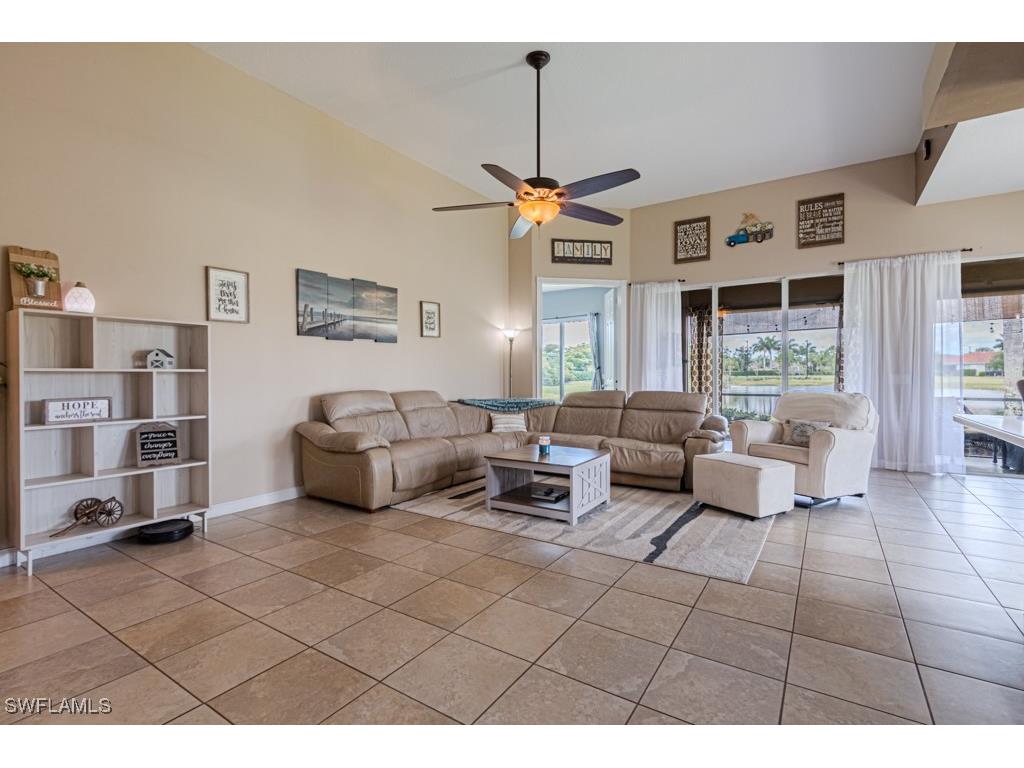 2258 Heydon Circle W Naples FL 34120 225084864 image4