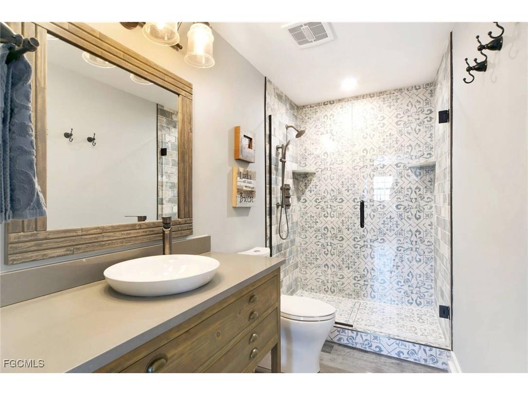 2258 Palm Avenue Saint James City FL 33956 2025007867 image13