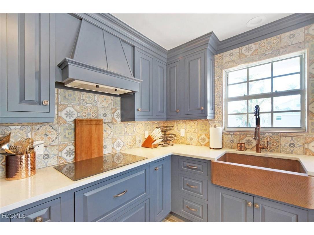 2258 Palm Avenue Saint James City FL 33956 2025007867 image9