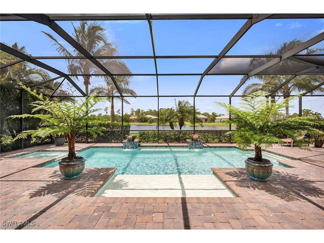 2258 Somerset Place Naples FL 34120 225062140 image4