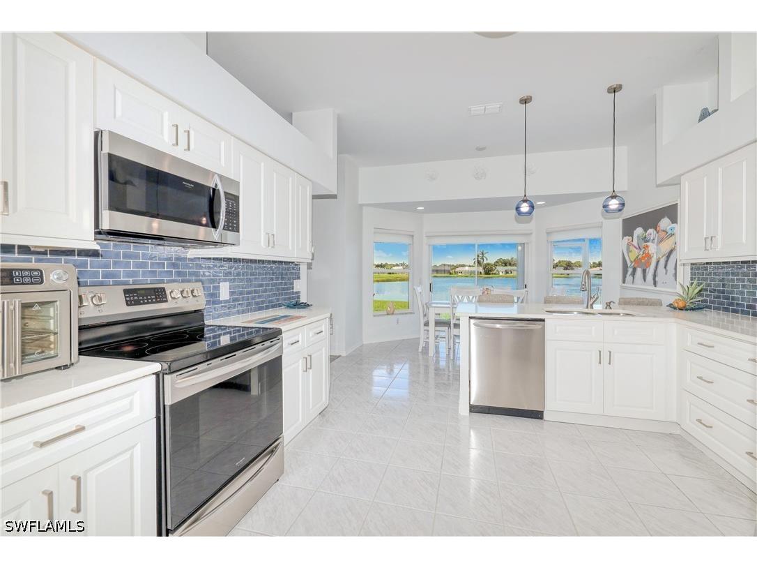 22589 Island Lakes Drive Estero FL 33928 226021718 image10