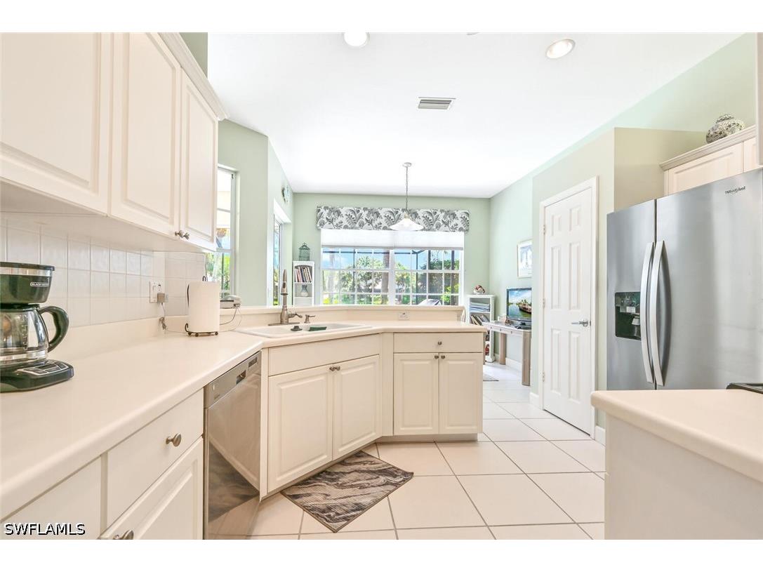 2259 Island Cove Circle Naples FL 34109 226020099 image14