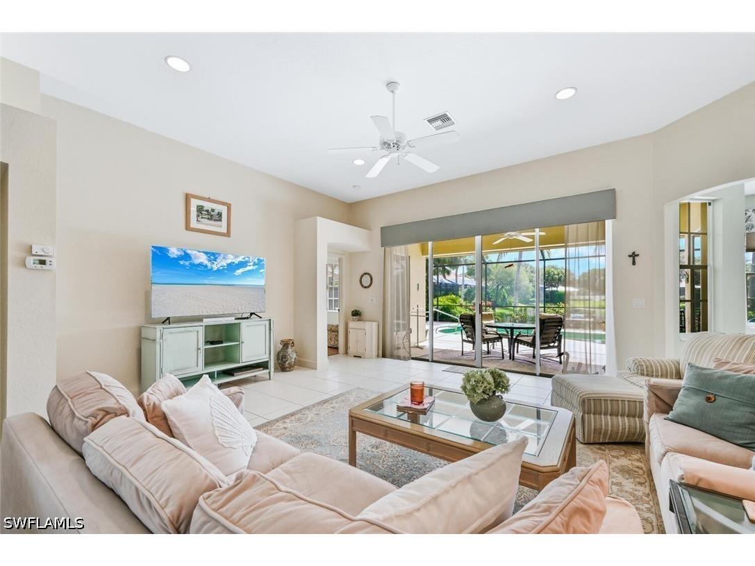 2259 Island Cove Circle Naples FL 34109 226020099 image5