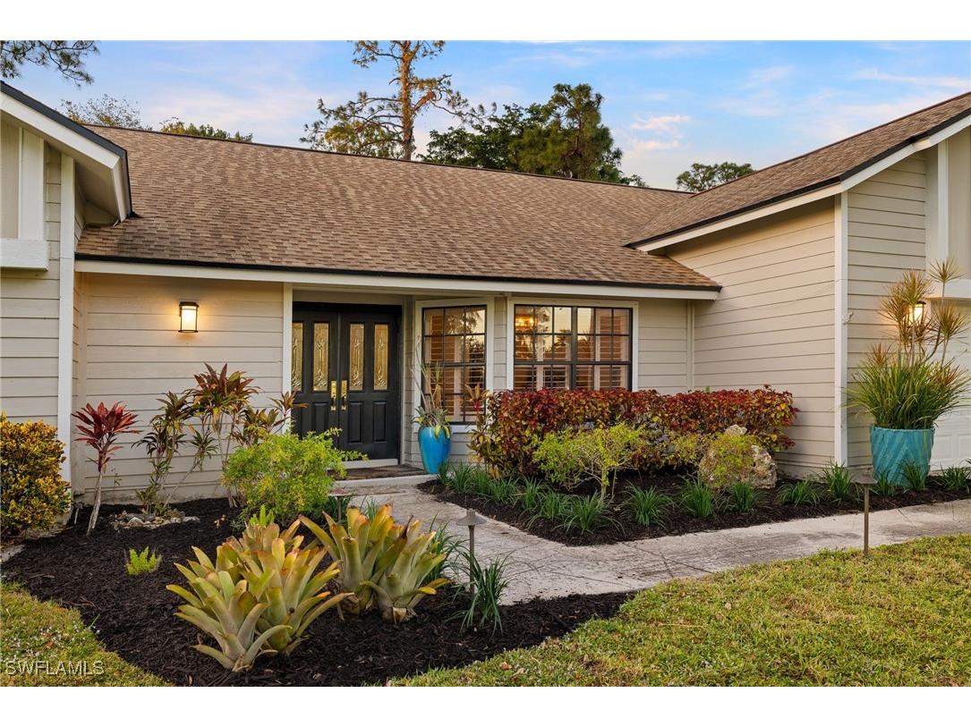 2259 Queens Way Naples FL 34112 225082250 image1