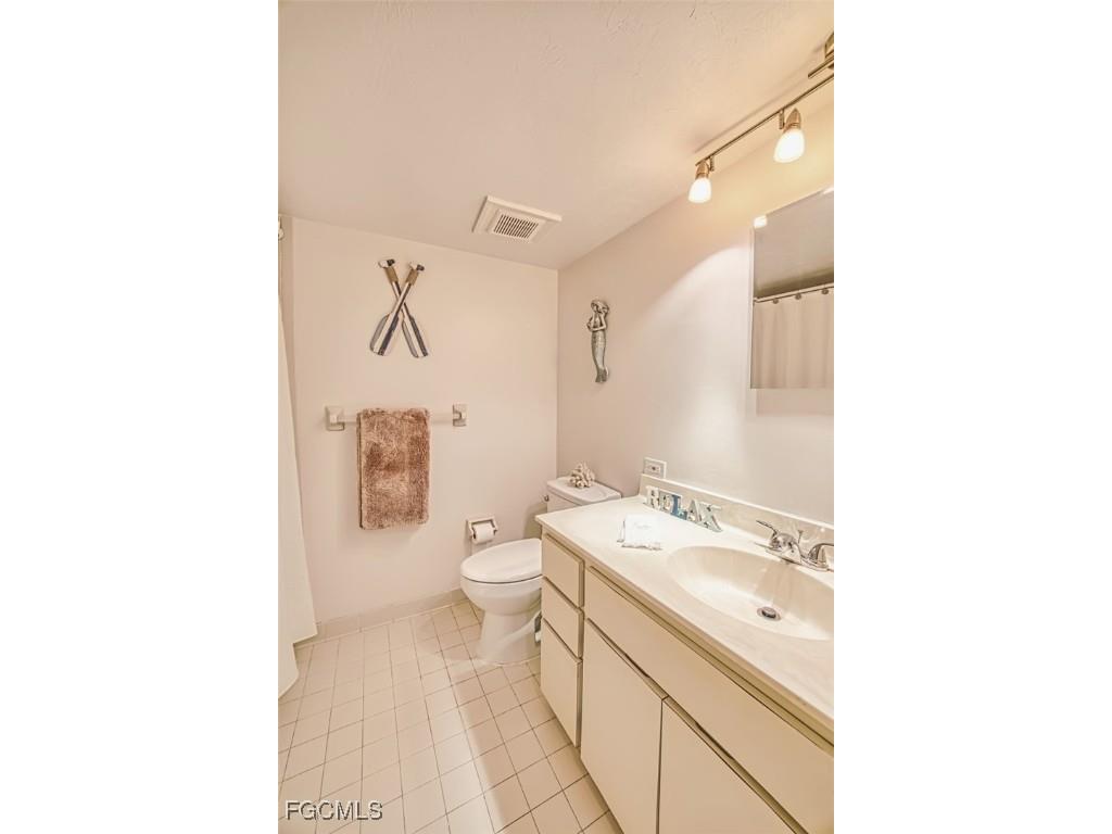 226 3rd Street #111 Bonita Springs FL 34134 2025018209 image34