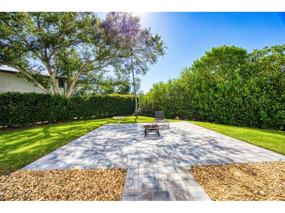 226 3rd Street #111 Bonita Springs FL 34134 2025018209 image37