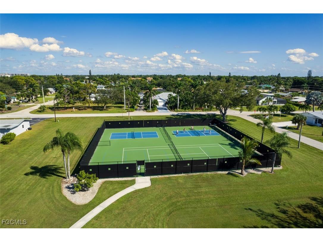226 3rd Street #111 Bonita Springs FL 34134 2025018209 image40