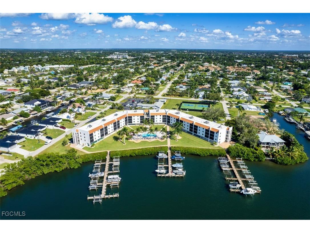 226 3rd Street #111 Bonita Springs FL 34134 2025018209 image6