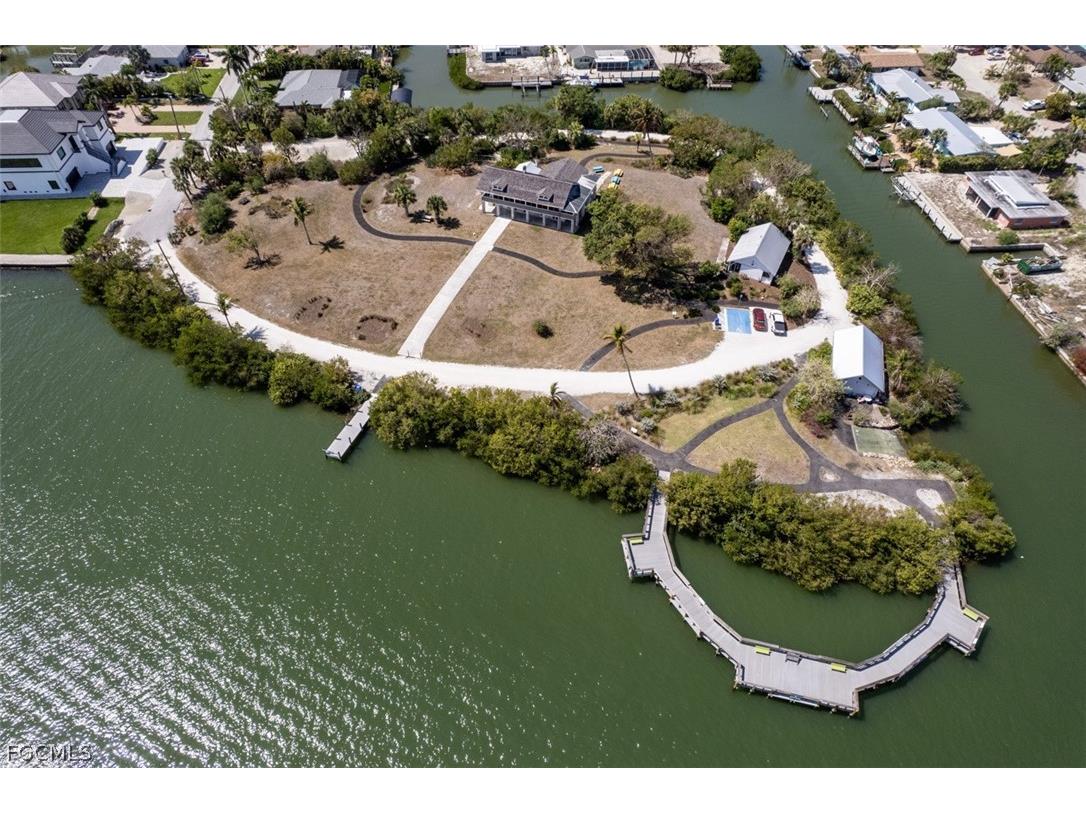 226 Connecticut Street Fort Myers Beach FL 33931 2025022280 image27