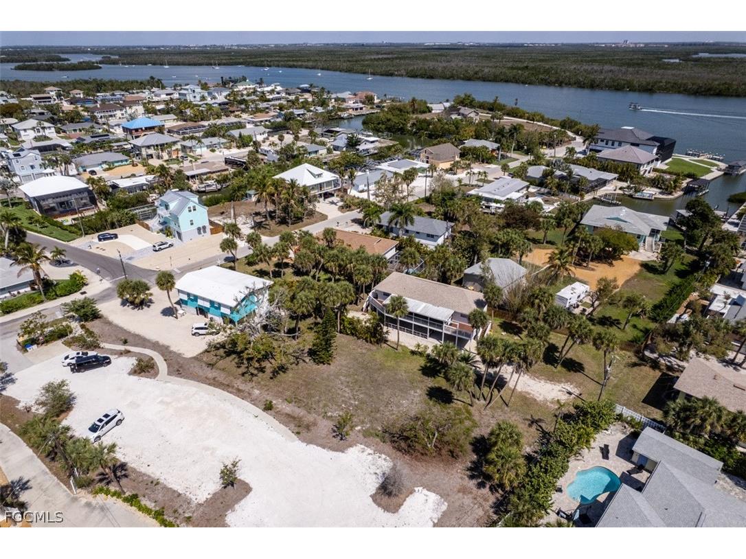 226 Connecticut Street Fort Myers Beach FL 33931 2025022280 image29