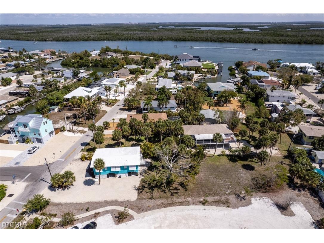 226 Connecticut Street Fort Myers Beach FL 33931 2025022280 image30