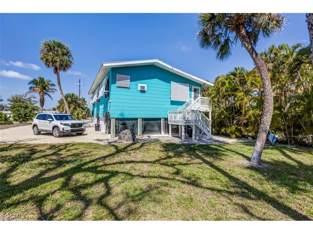 226 Connecticut Street Fort Myers Beach FL 33931 2025022280 image35