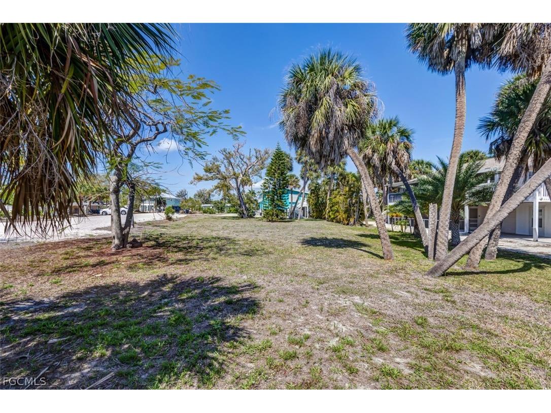 226 Connecticut Street Fort Myers Beach FL 33931 2025022280 image37