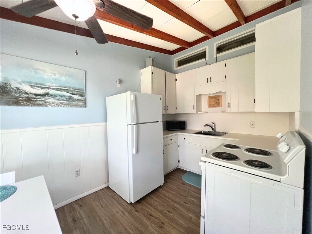 226 Connecticut Street Fort Myers Beach FL 33931 2025022280 image8