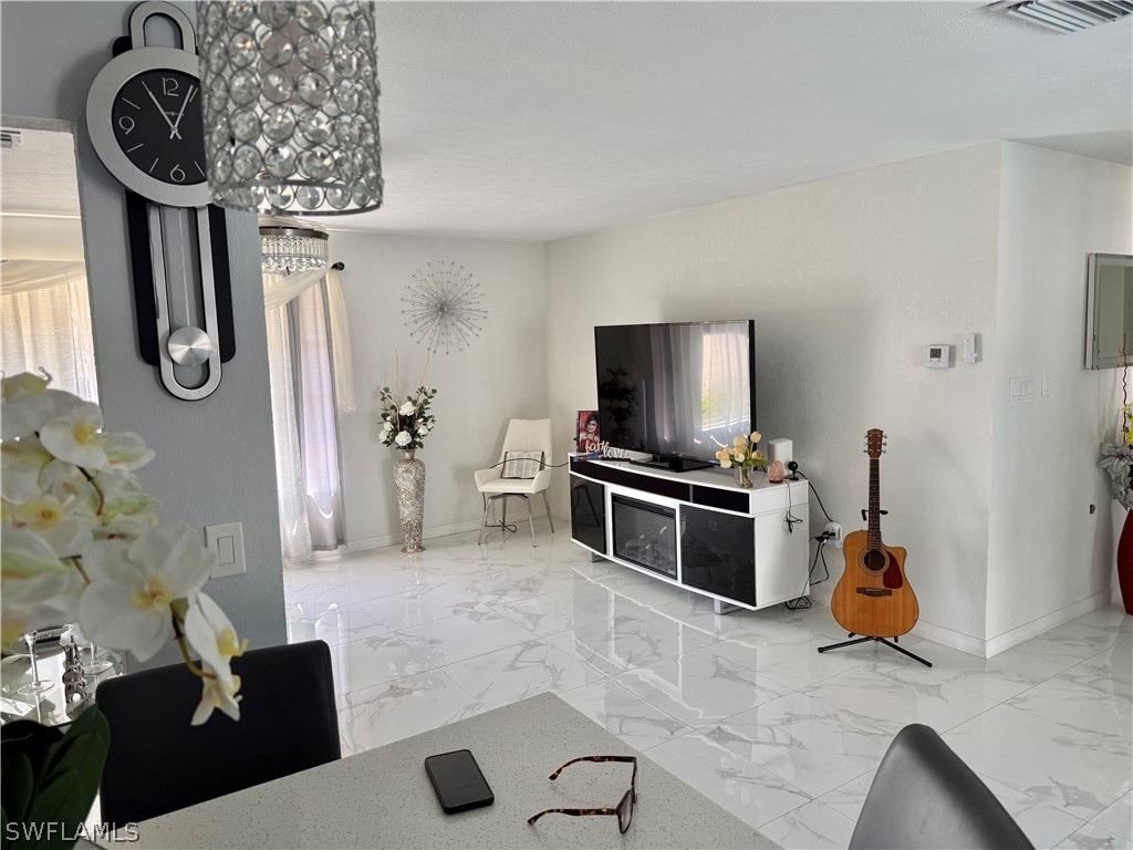 226 Kingston Drive Fort Myers FL 33905 226012556 image4